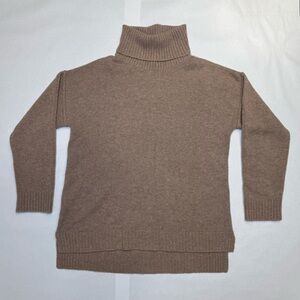 Saks Fifth Avenue 100% Cashemere Tan Turtleneck Sweater